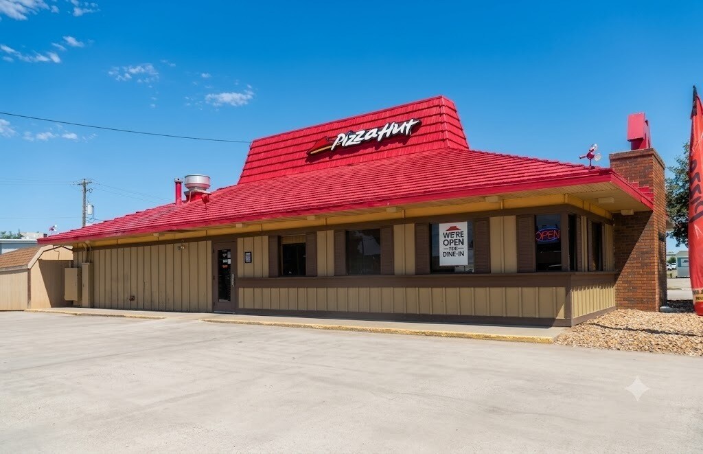 1460 N 3rd St, Laramie, WY for Sale