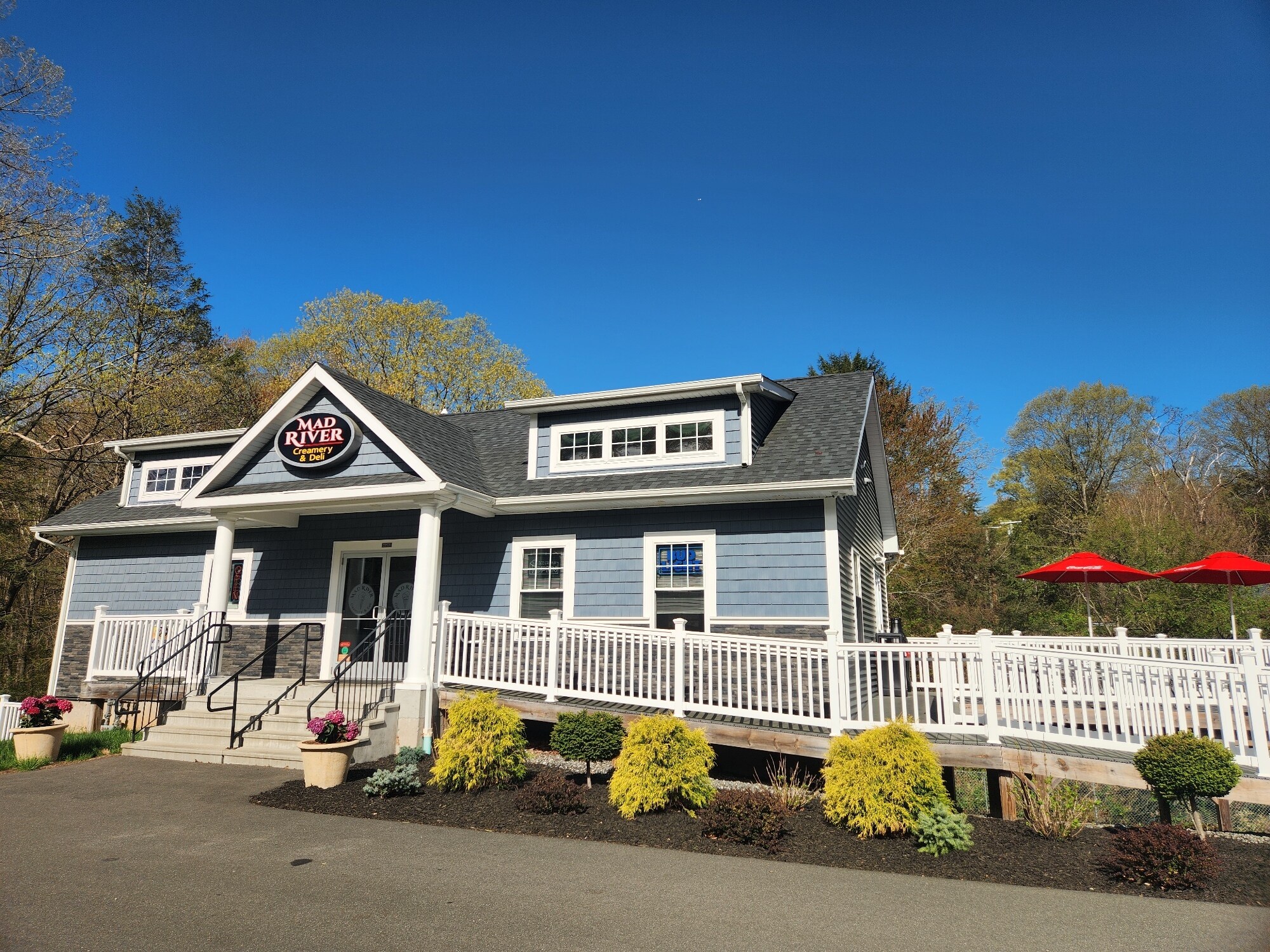 605 Wolcott Rd, Wolcott, CT for Sale