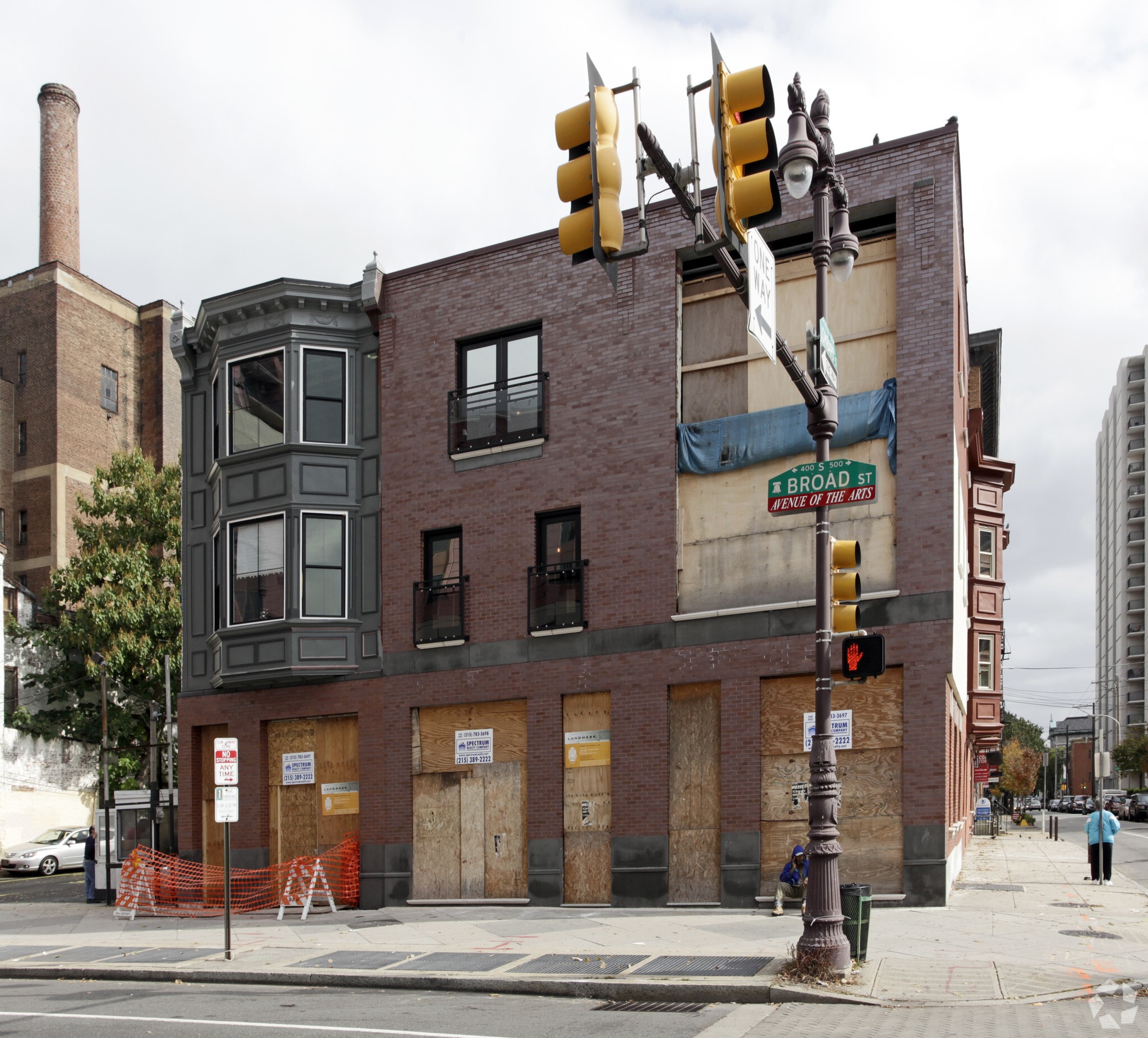 423-427 S Broad St, Philadelphia, PA for Rent