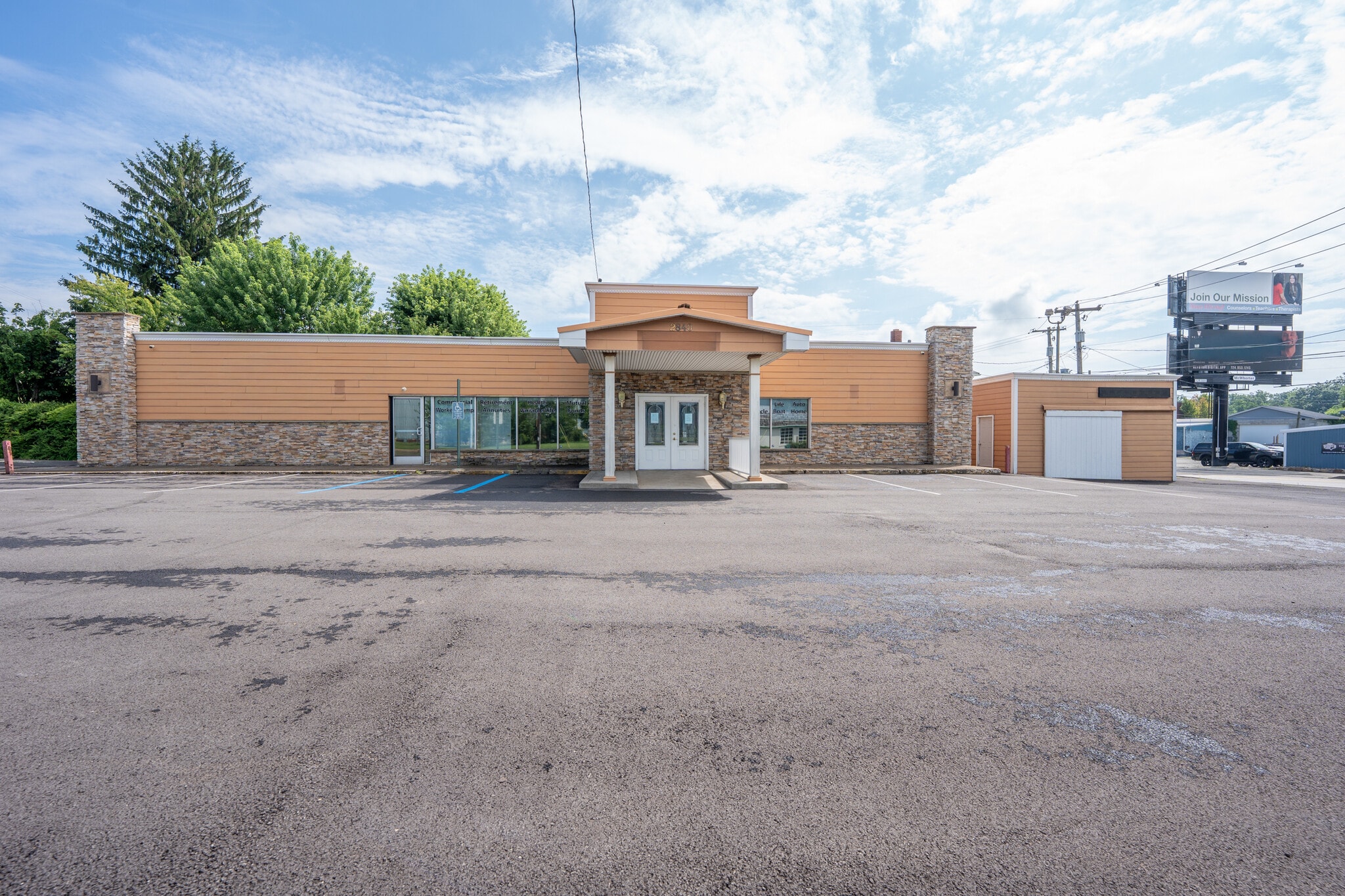 2840 Ligonier St, Latrobe, PA for Sale