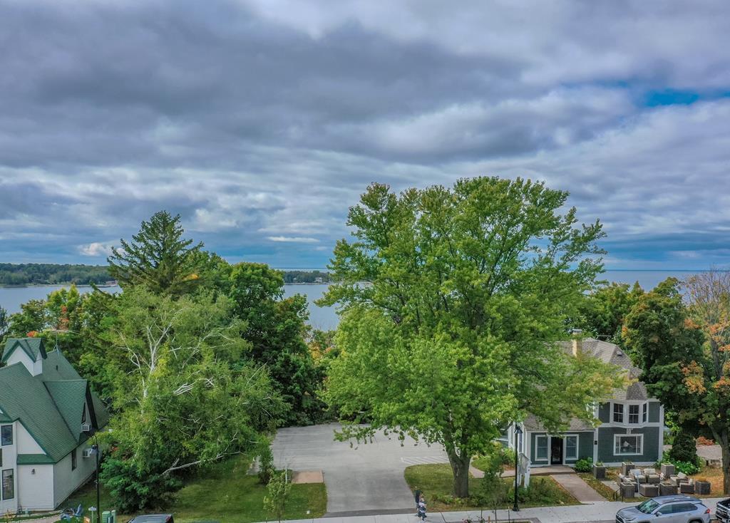 Wisconsin 42, Egg Harbor, WI for Sale