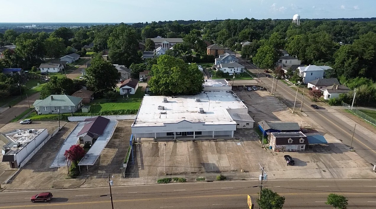 1315 Clay St, Vicksburg, MS for Rent