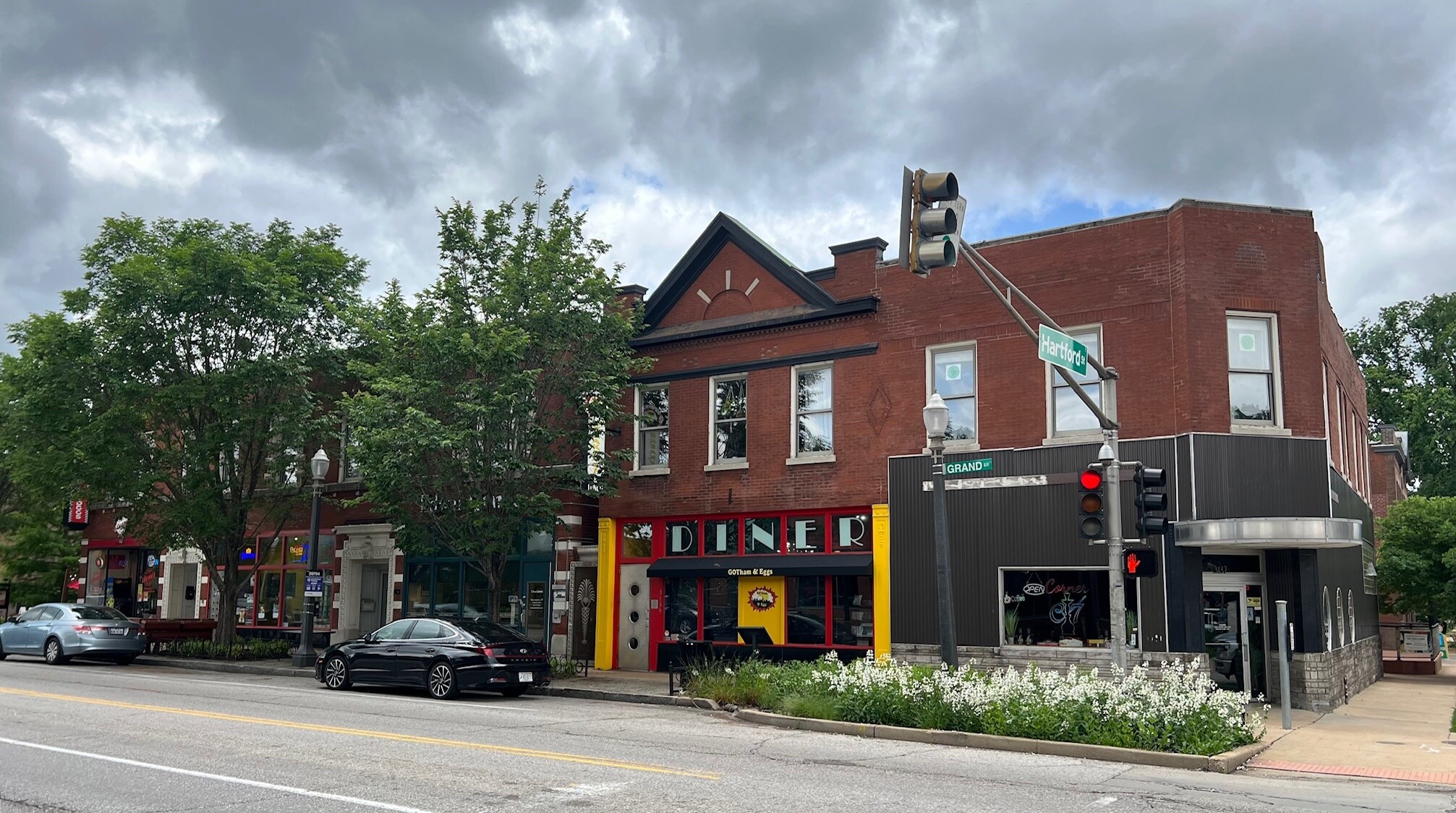 3137-3145 S Grand Blvd, Saint Louis, MO for Rent