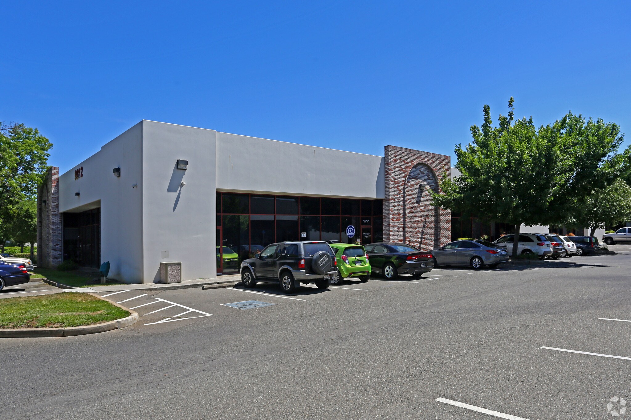 9812 Old Winery Pl, Sacramento, CA for Rent
