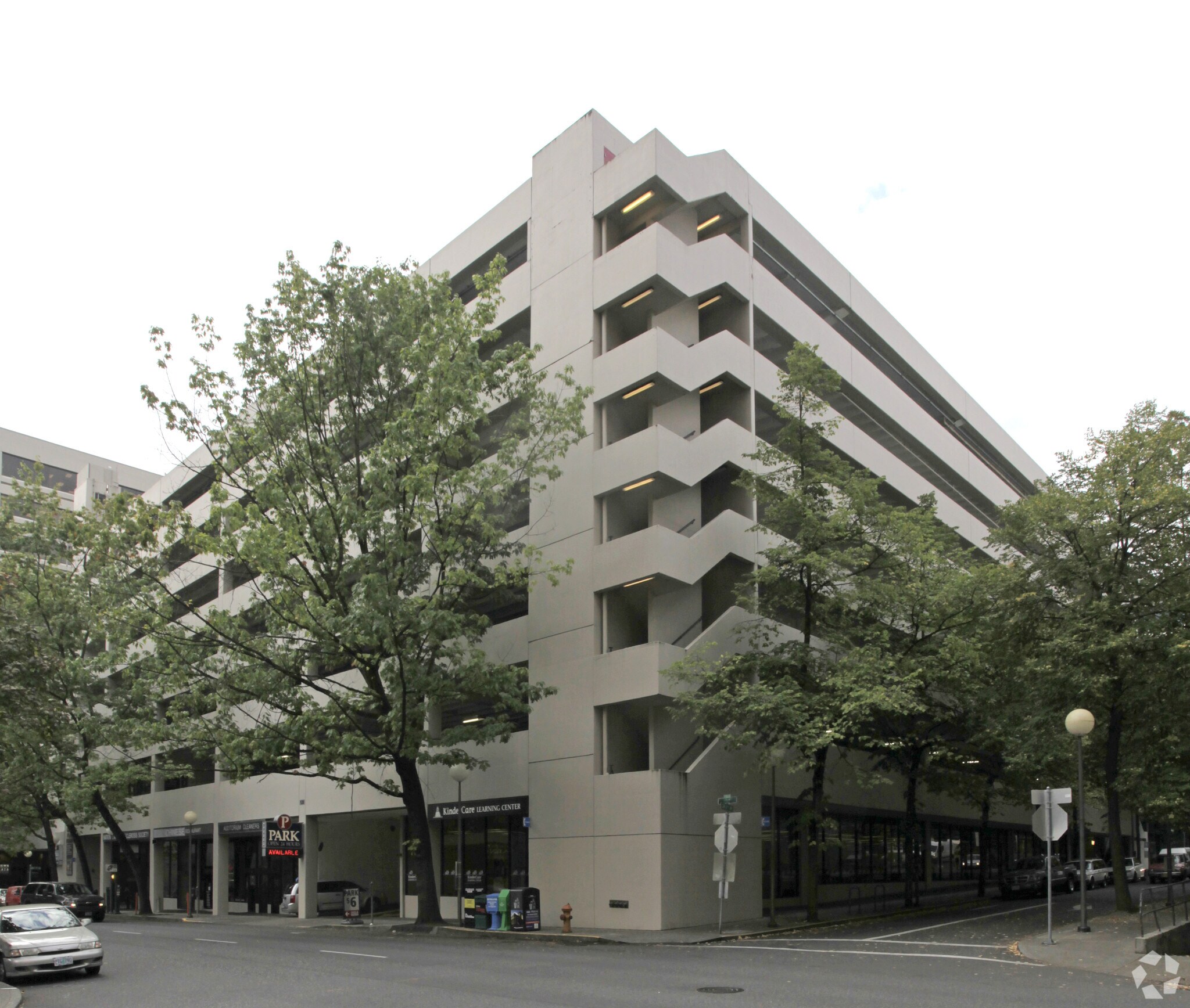 101-119 SW Market St, Portland, OR for Rent