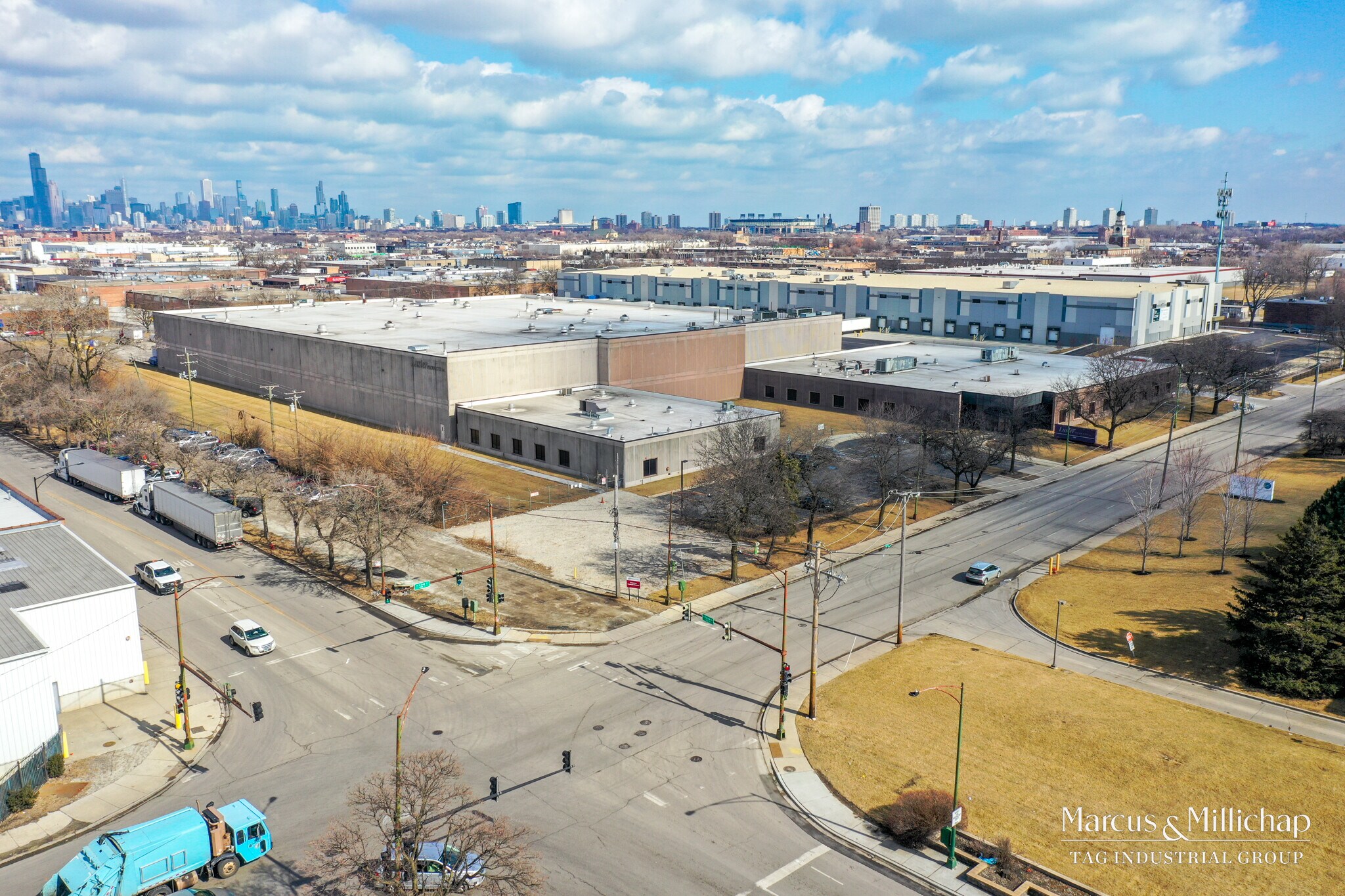 1104 W 43rd St, Chicago, IL for Sale