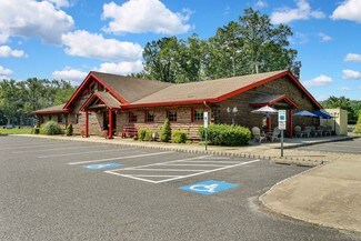 560 Monmouth Rd  