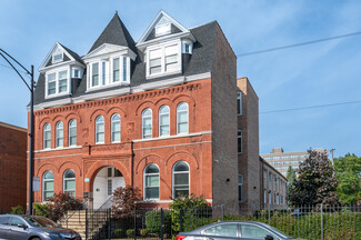 Chicago, IL Apartments - 3140 S Indiana Ave