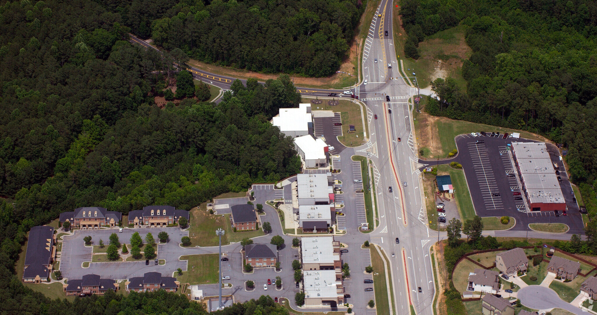 2495 Cedarcrest Rd, Acworth, GA for Rent