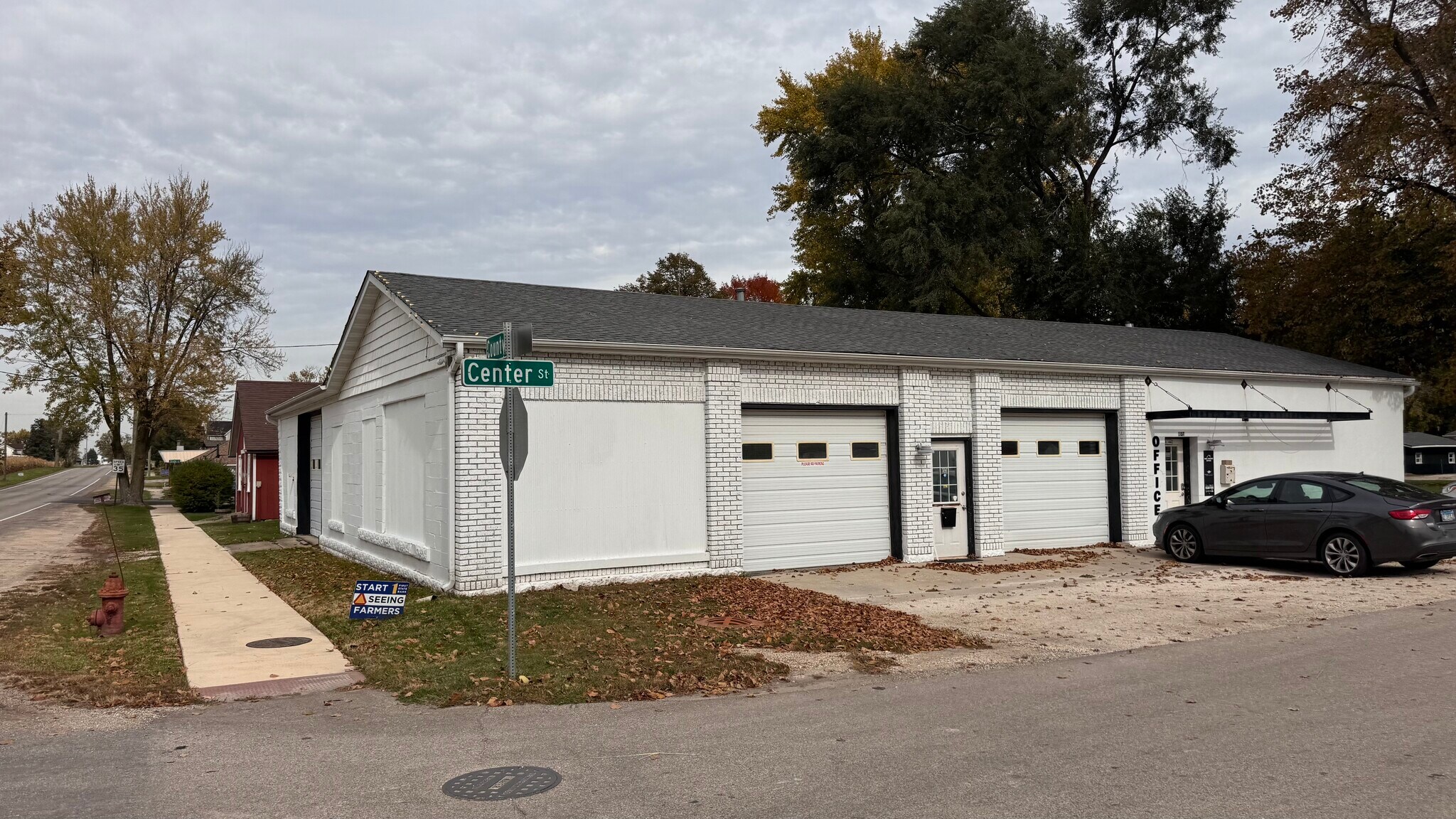 105 Center St, Maple Park, IL for Sale