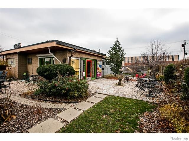 1055 Trumbull St, Detroit, MI for Sale