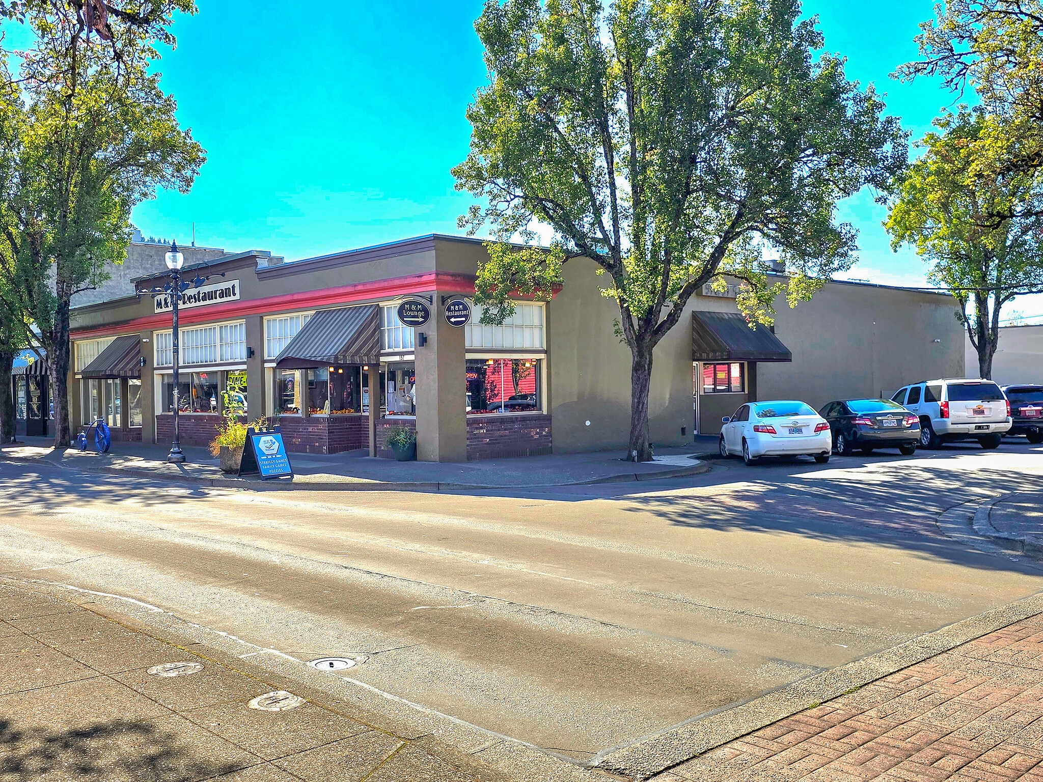 129-137 N Main Ave, Gresham, OR for Sale