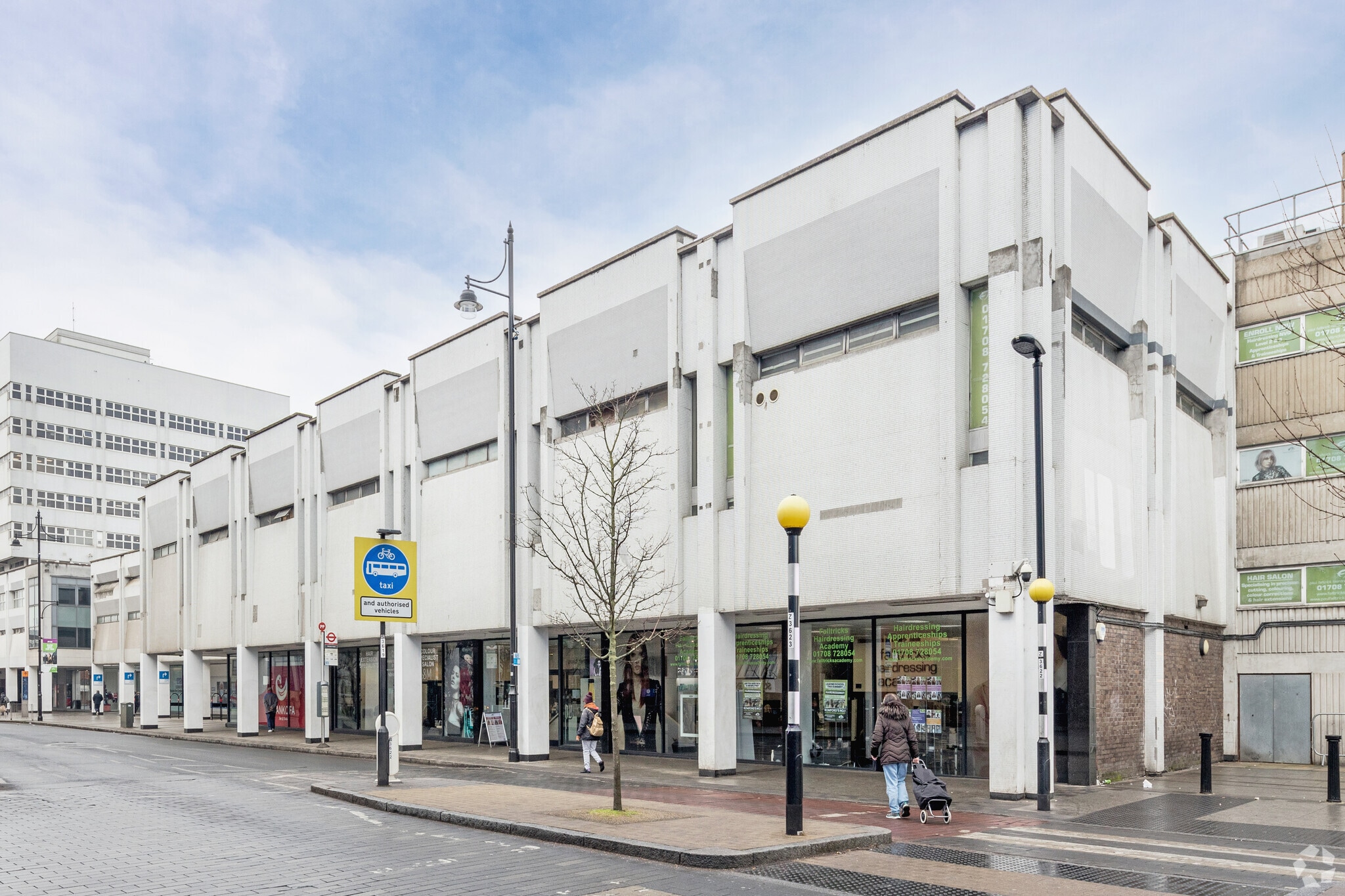 Stewards Walk, Romford, LND for Rent