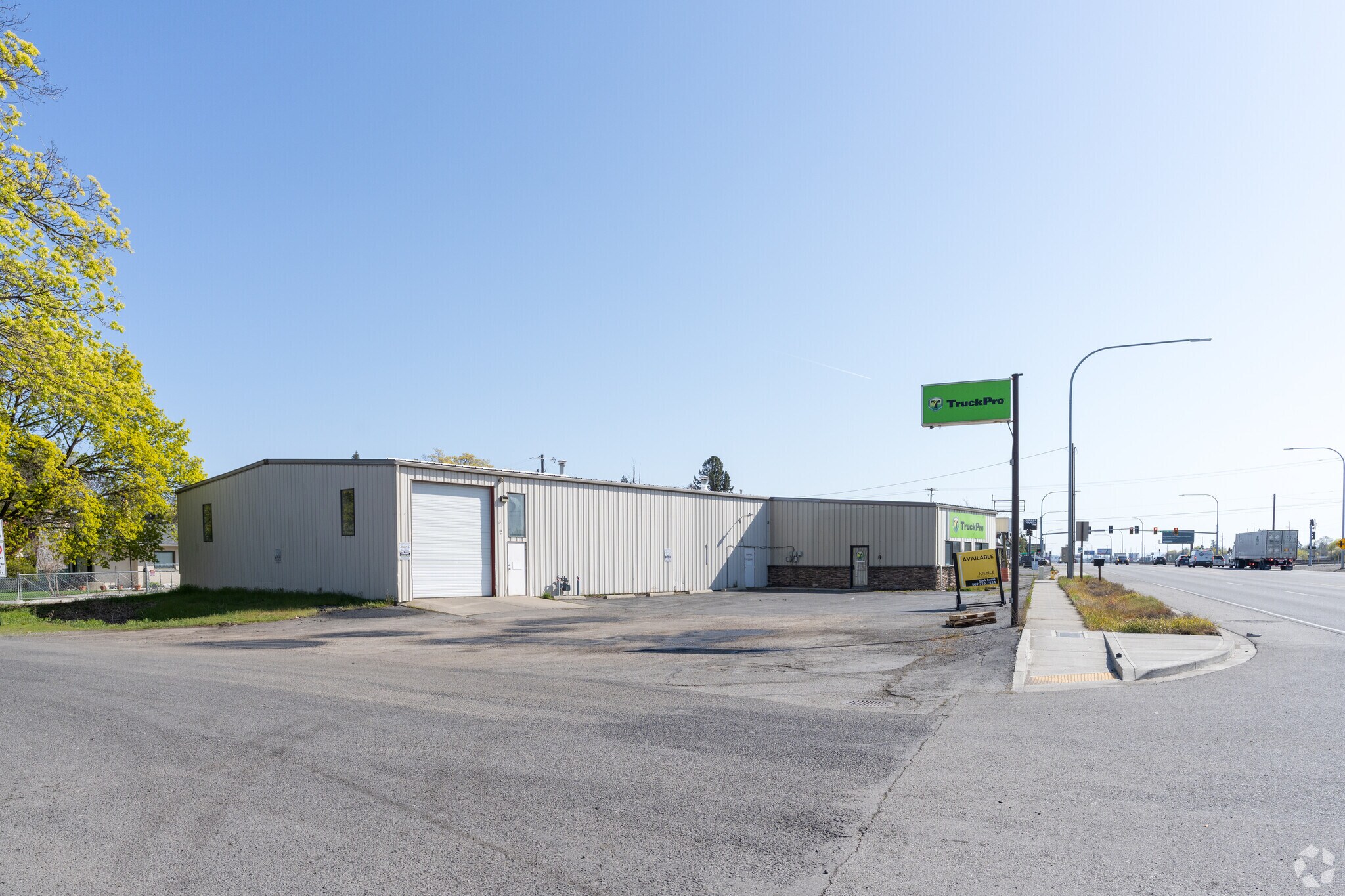 7321-7323 E Trent Ave, Spokane, WA for Rent