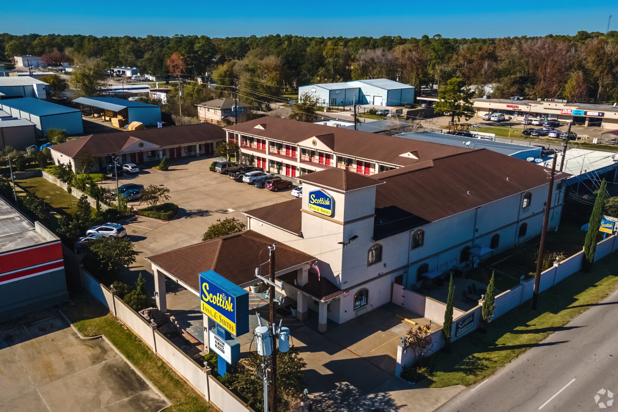 11275 Jones Rd, Houston, TX for Sale