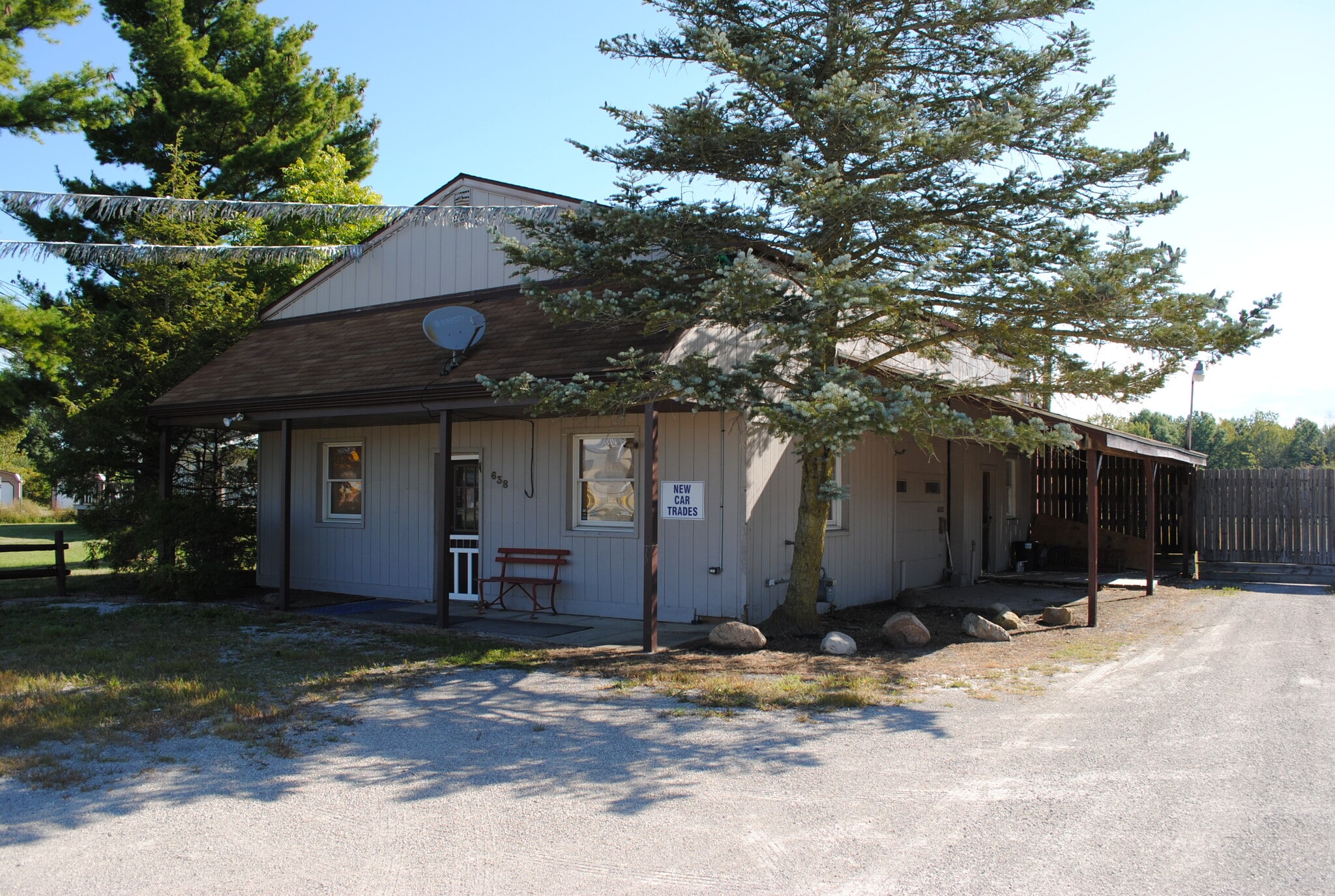 638 Oberlin Elyria Rd, Elyria, OH for Sale