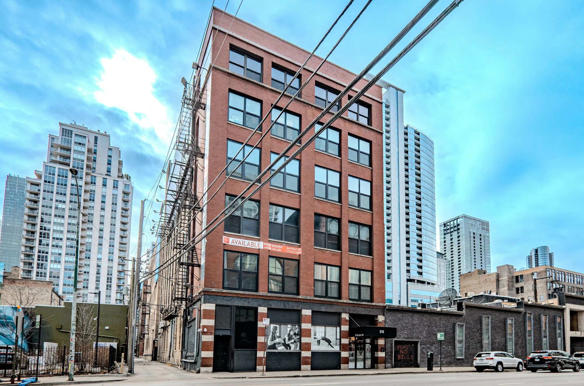 215 W Ontario St, Chicago, IL for Rent