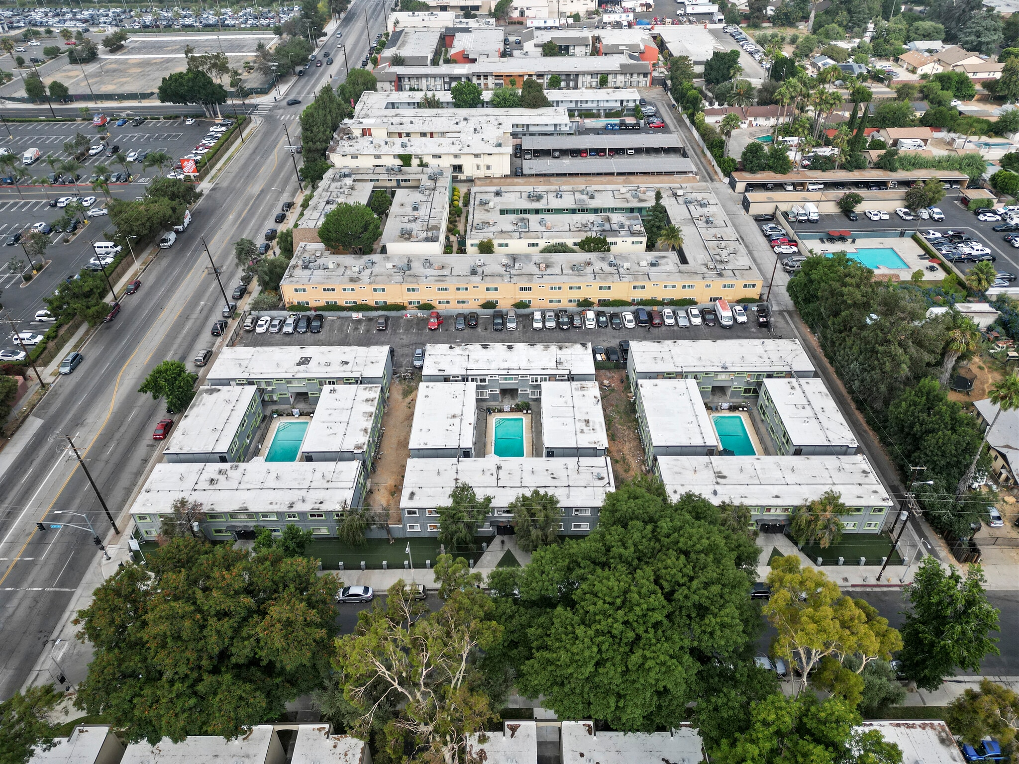 8305-8325 Variel Ave, Canoga Park, CA for Sale