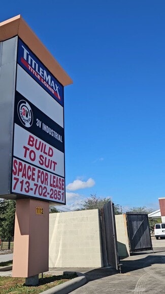 La Porte, TX Office/Retail - 1112 W Spencer Hwy La Porte, TX Office/Retail - 1112 W Spencer Hwy