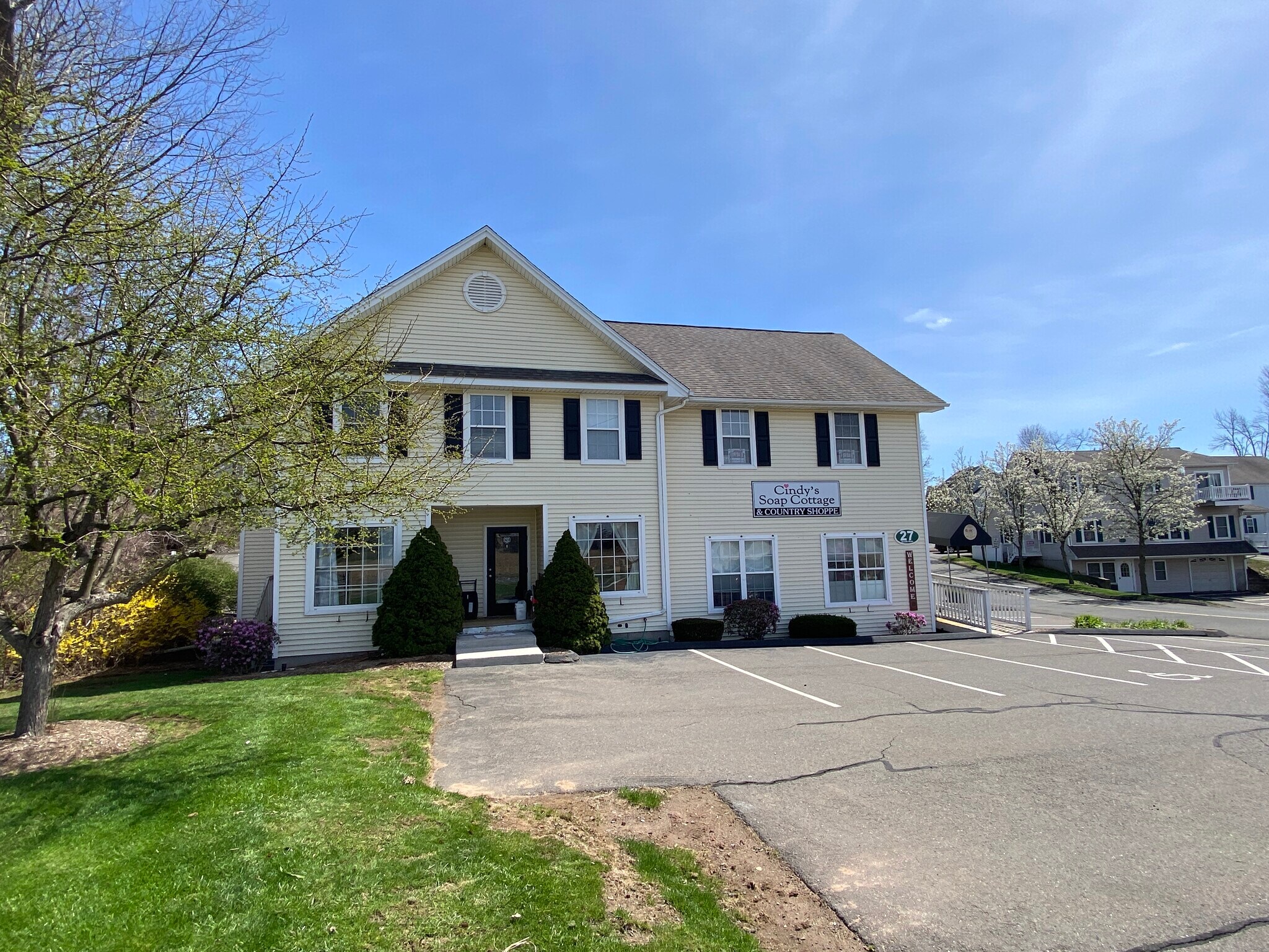 27 S Main St, East Windsor, CT for Rent
