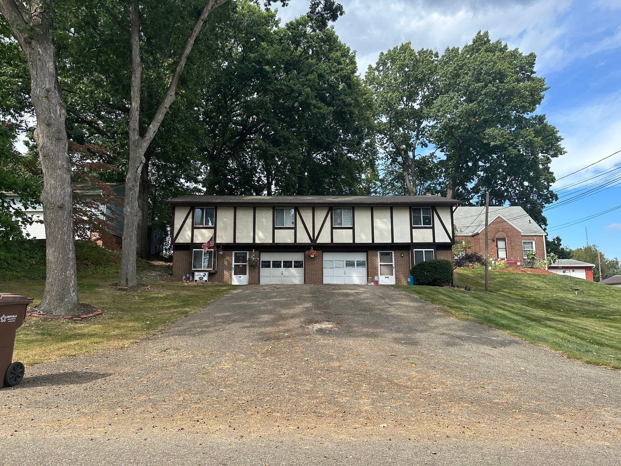4669-4671 17th St NW, Canton, OH for Sale