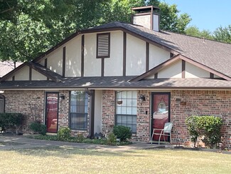 Red Oak, TX Apartments - Red Oak Quadplexes - Significant Rent Upside