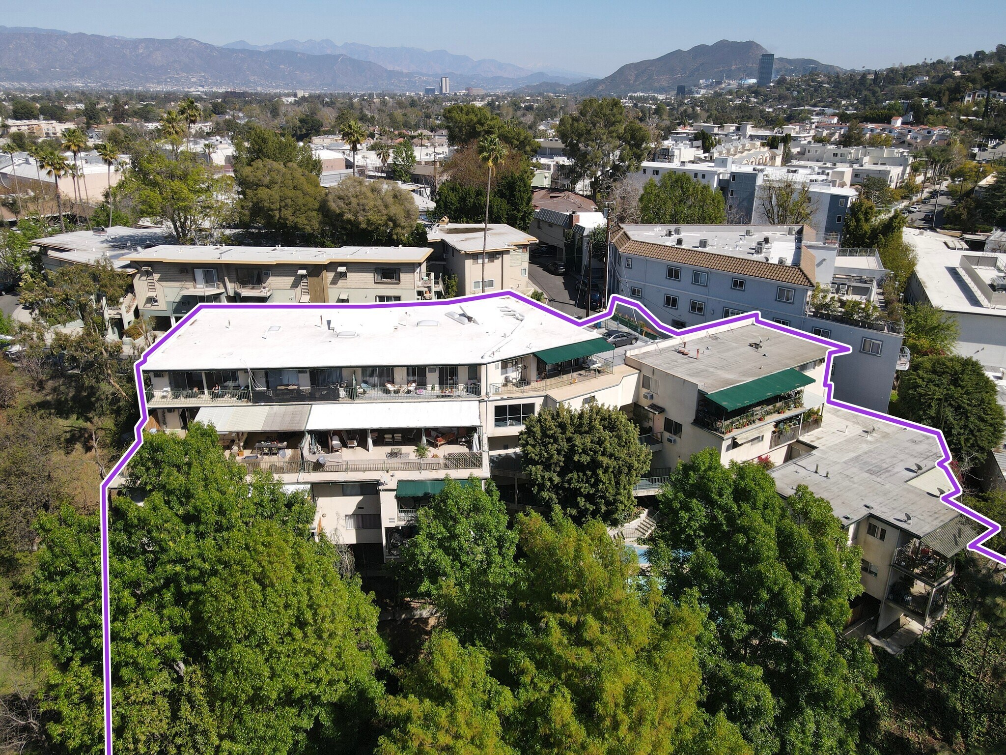 11975 Laurelwood Dr, Studio City, CA for Sale