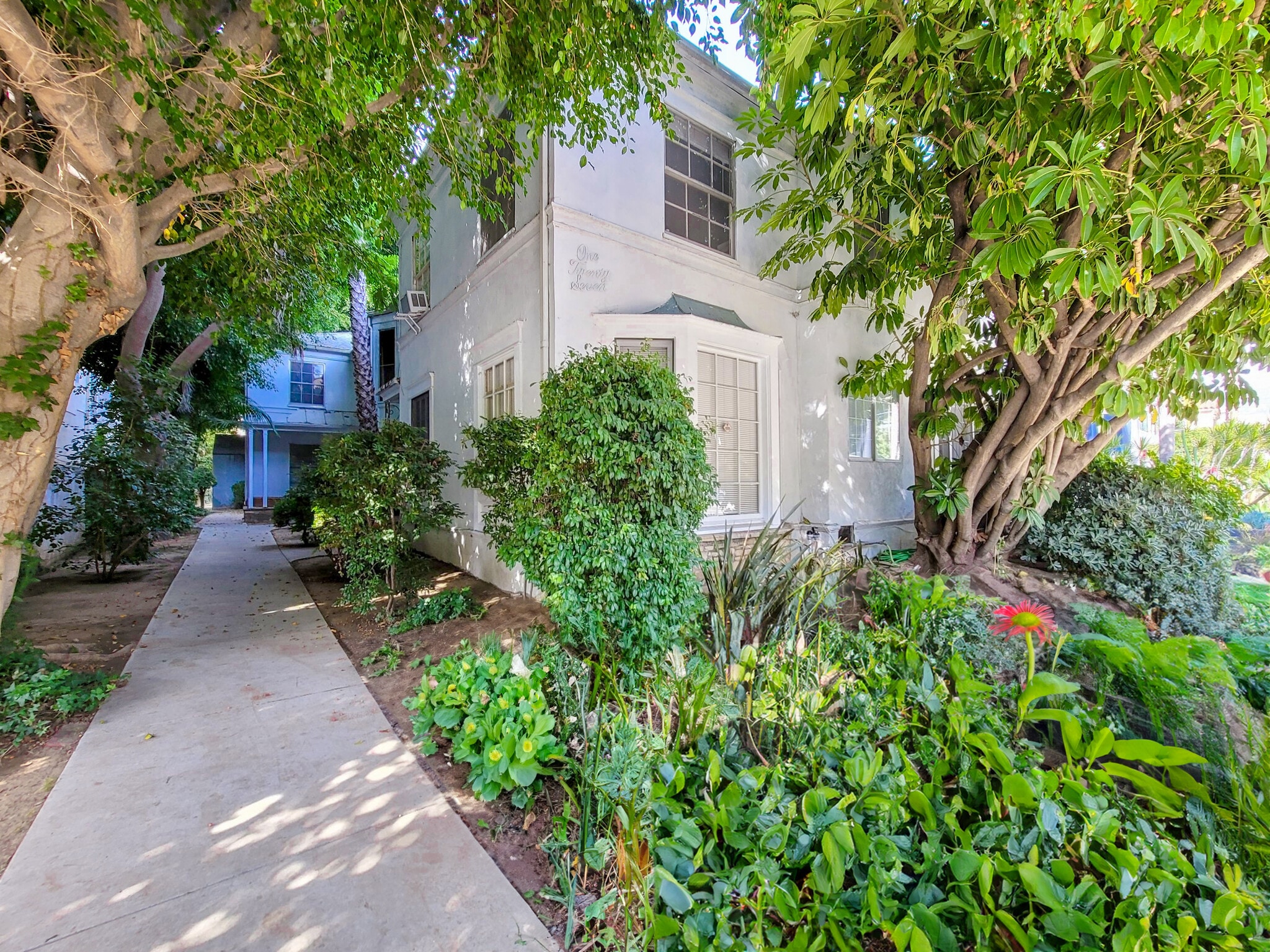 Homes For Sale In Los Angeles Zillow - svcu14i