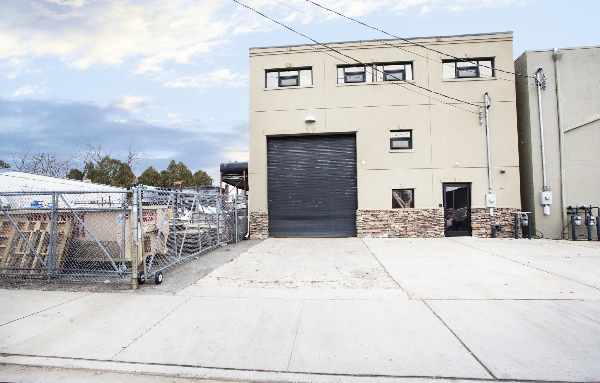 2121A Brooklyn Ave Massapequa, NY 11758 Industrial Property for