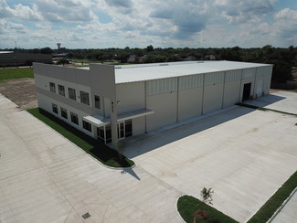 Pasadena, TX Industrial - 822 E Sam Houston Pky S