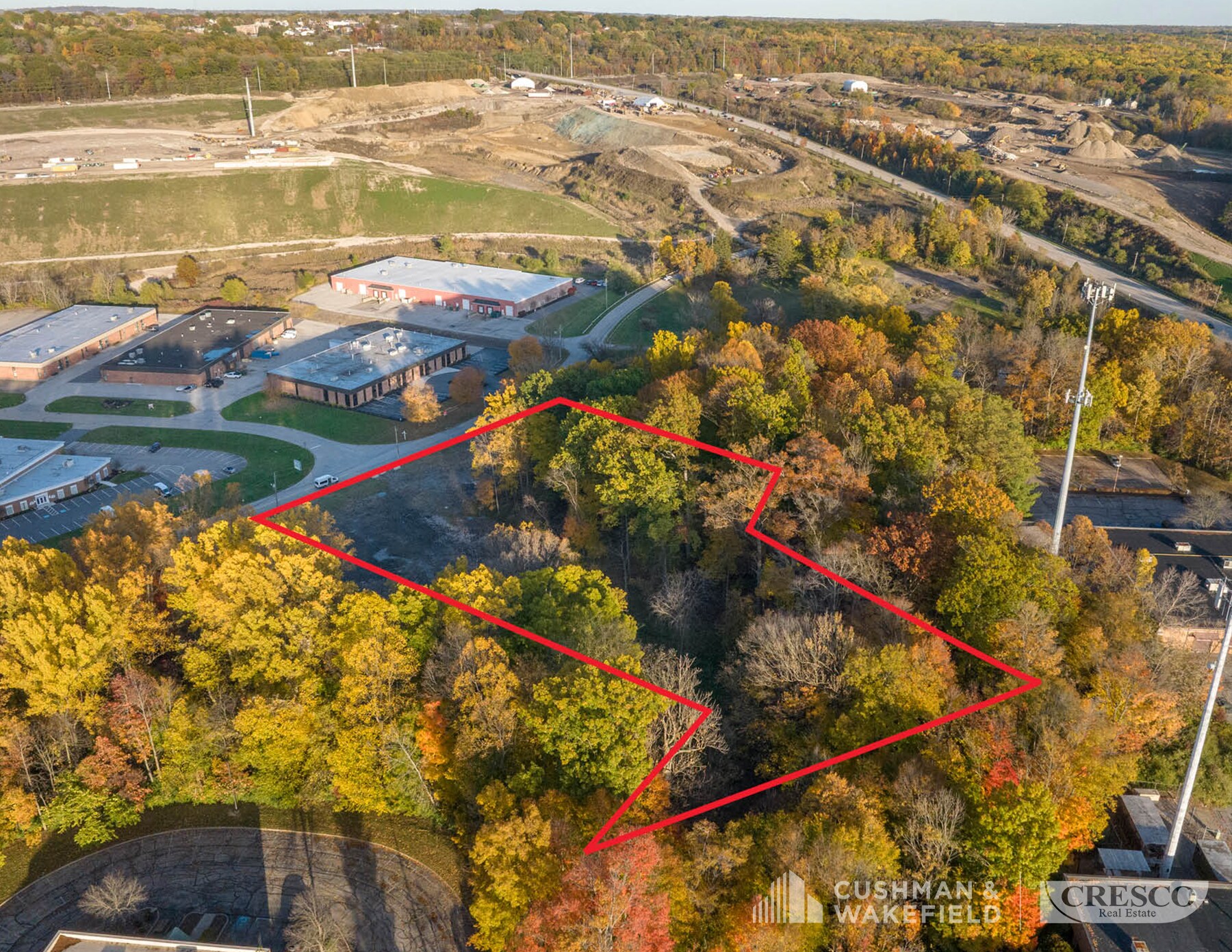 10108 Sweet Valley Dr, Valley View, OH for Rent