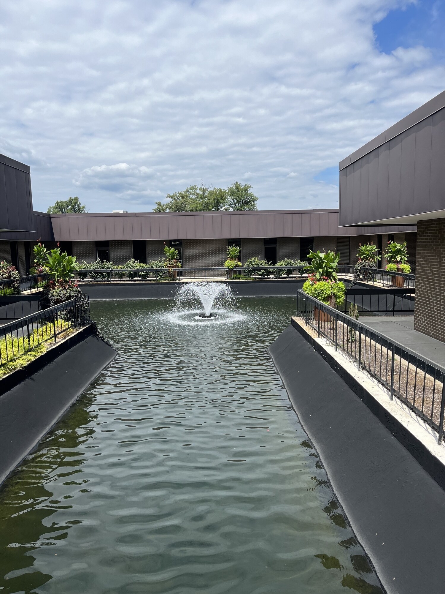 6326 Rucker Rd, Indianapolis, IN for Rent