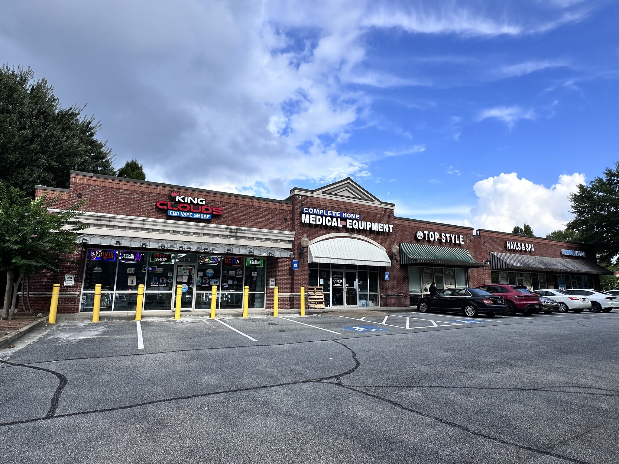 575 Dekalb Industrial Way, Decatur, GA for Rent