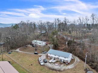 Jacksboro, TN Apartments - 211 Timberlake Cir