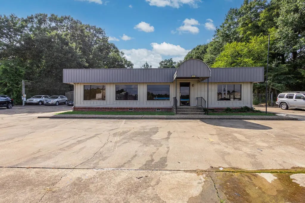 3606 South St, Nacogdoches, TX for Sale