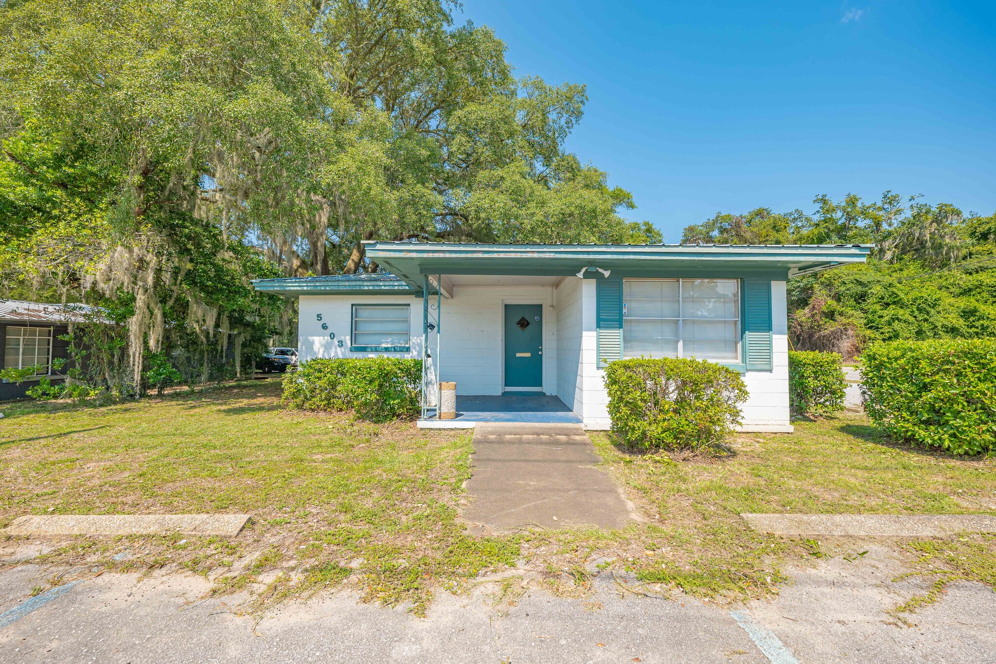 5603 Stewart St, Milton, FL for Sale