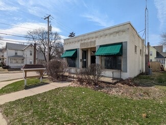 Freeport, IL Office - 404 N West Ave