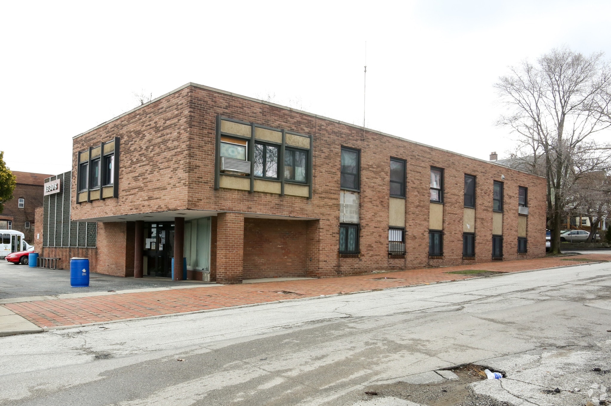 13308 Euclid Ave, East Cleveland, OH for Rent