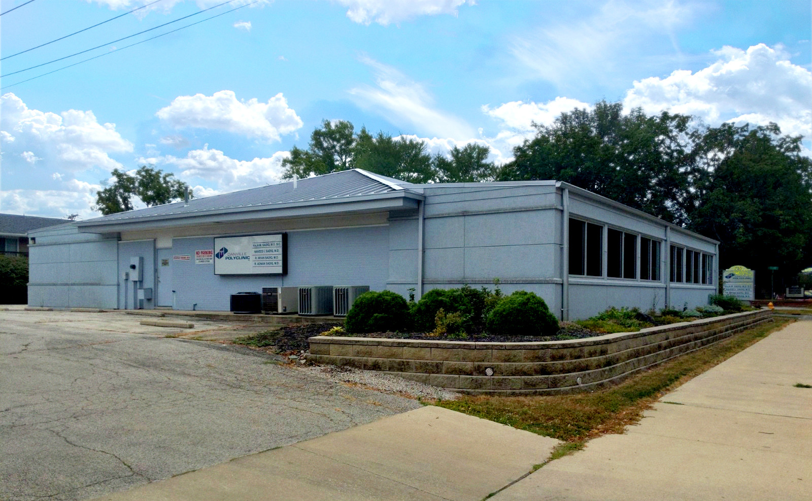 735 N Logan Ave, Danville, IL for Sale