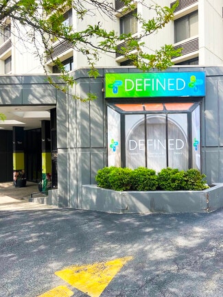 Chicago, IL Office - 2623-2627 N Clark St
