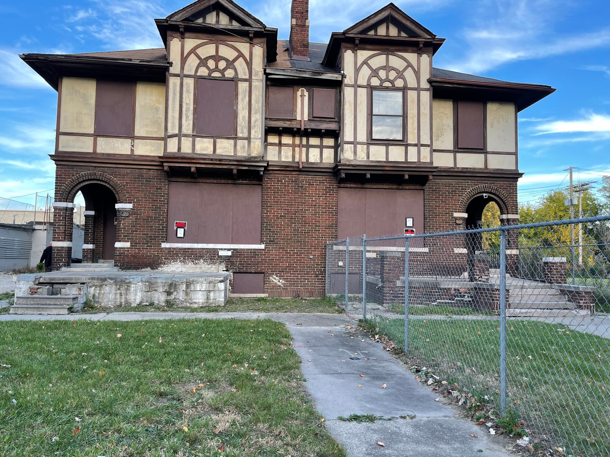418 E Grand Blvd, Detroit, MI for Sale