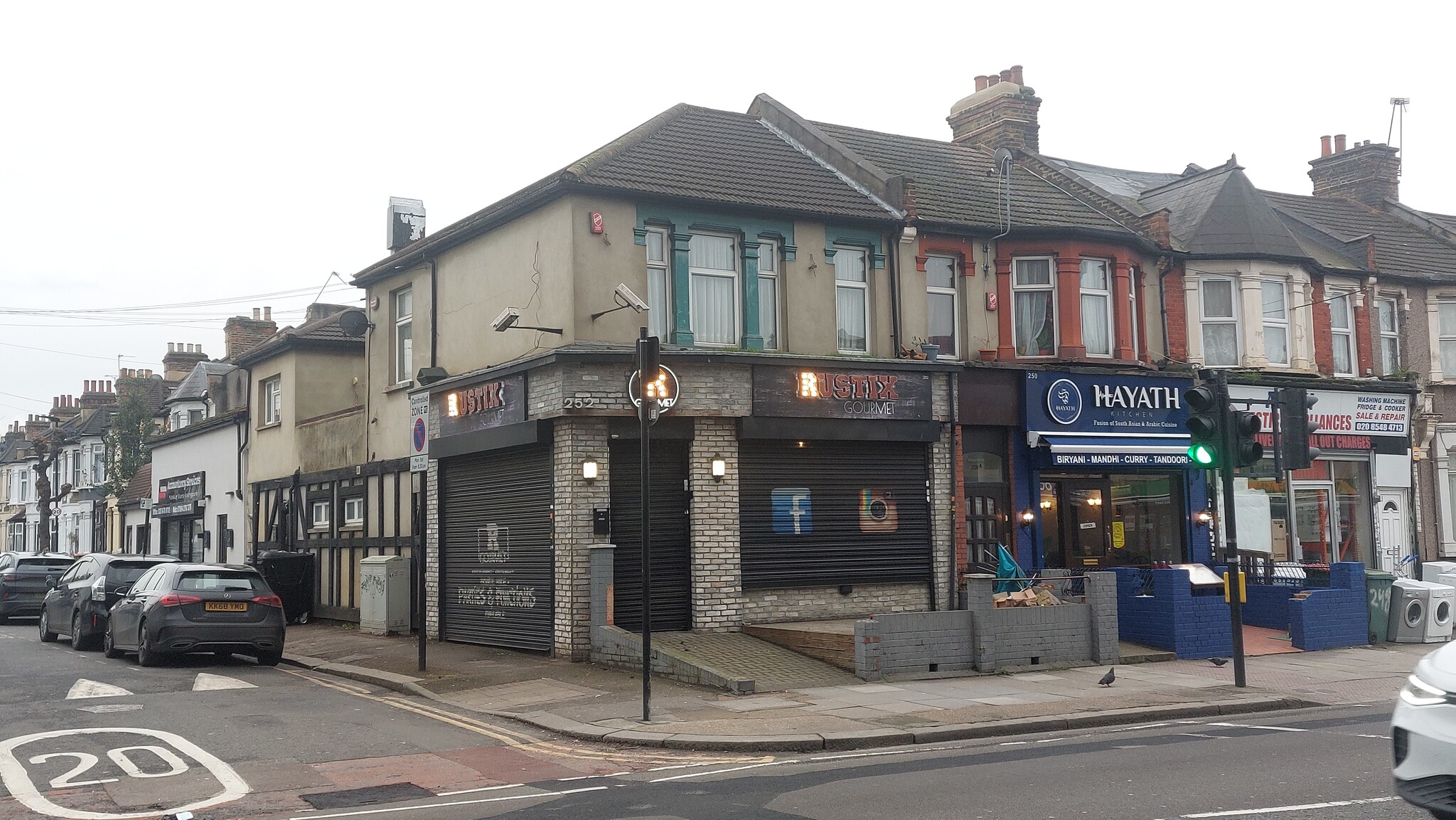 252 Barking Rd, London, LND for Rent