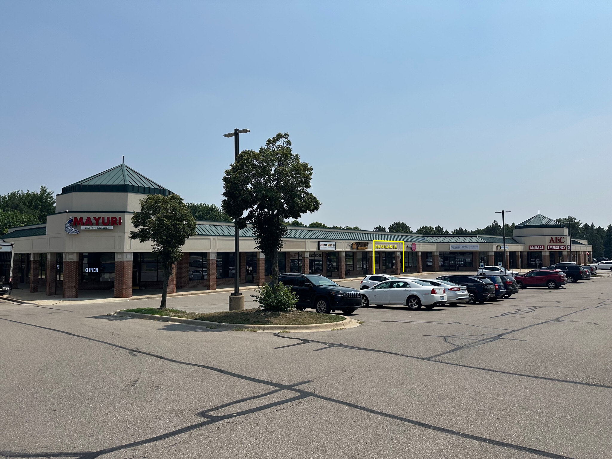 224-278 E Auburn Rd, Rochester Hills, MI for Rent
