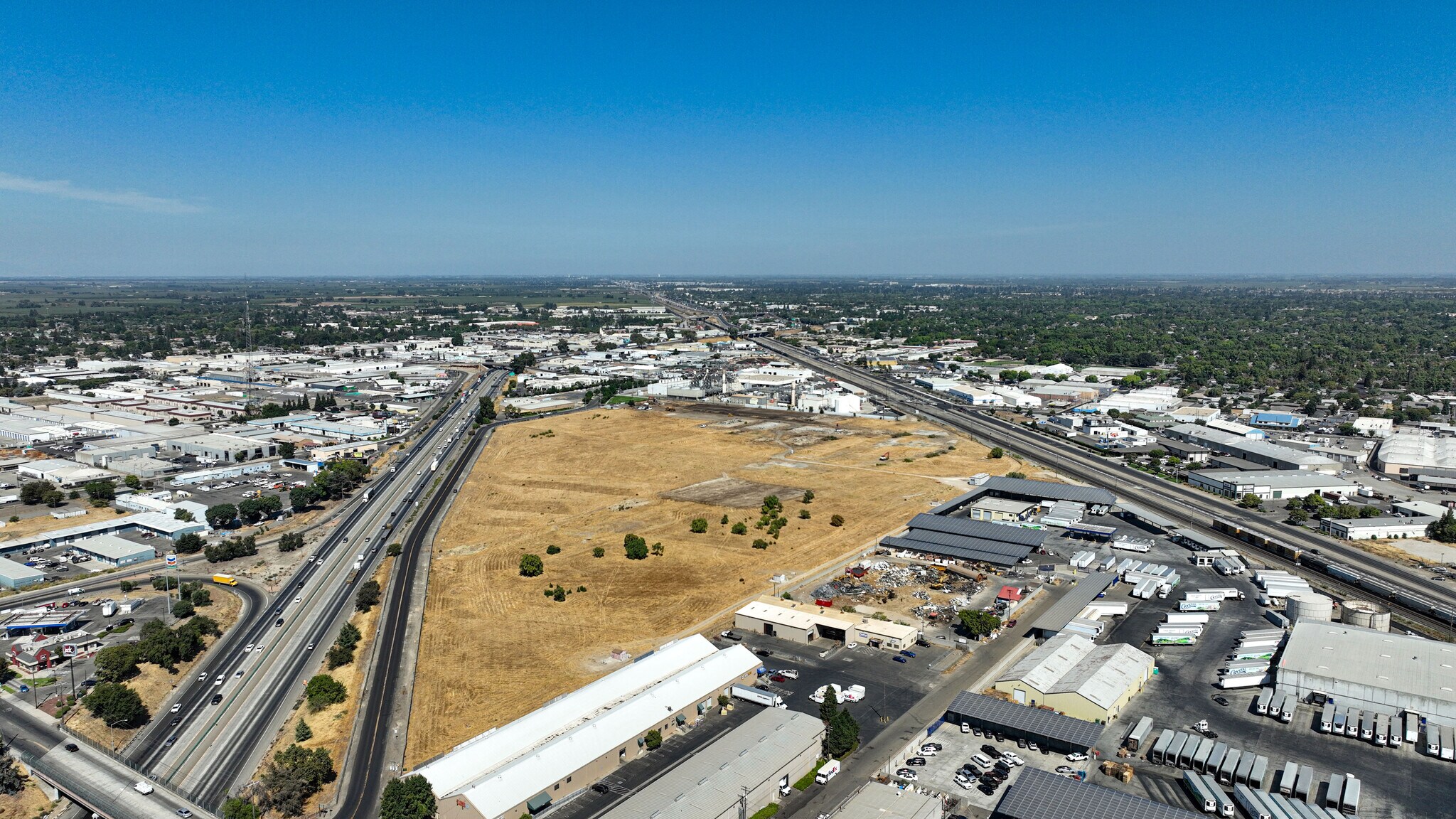 1200 Graphics Dr, Modesto, CA for Sale