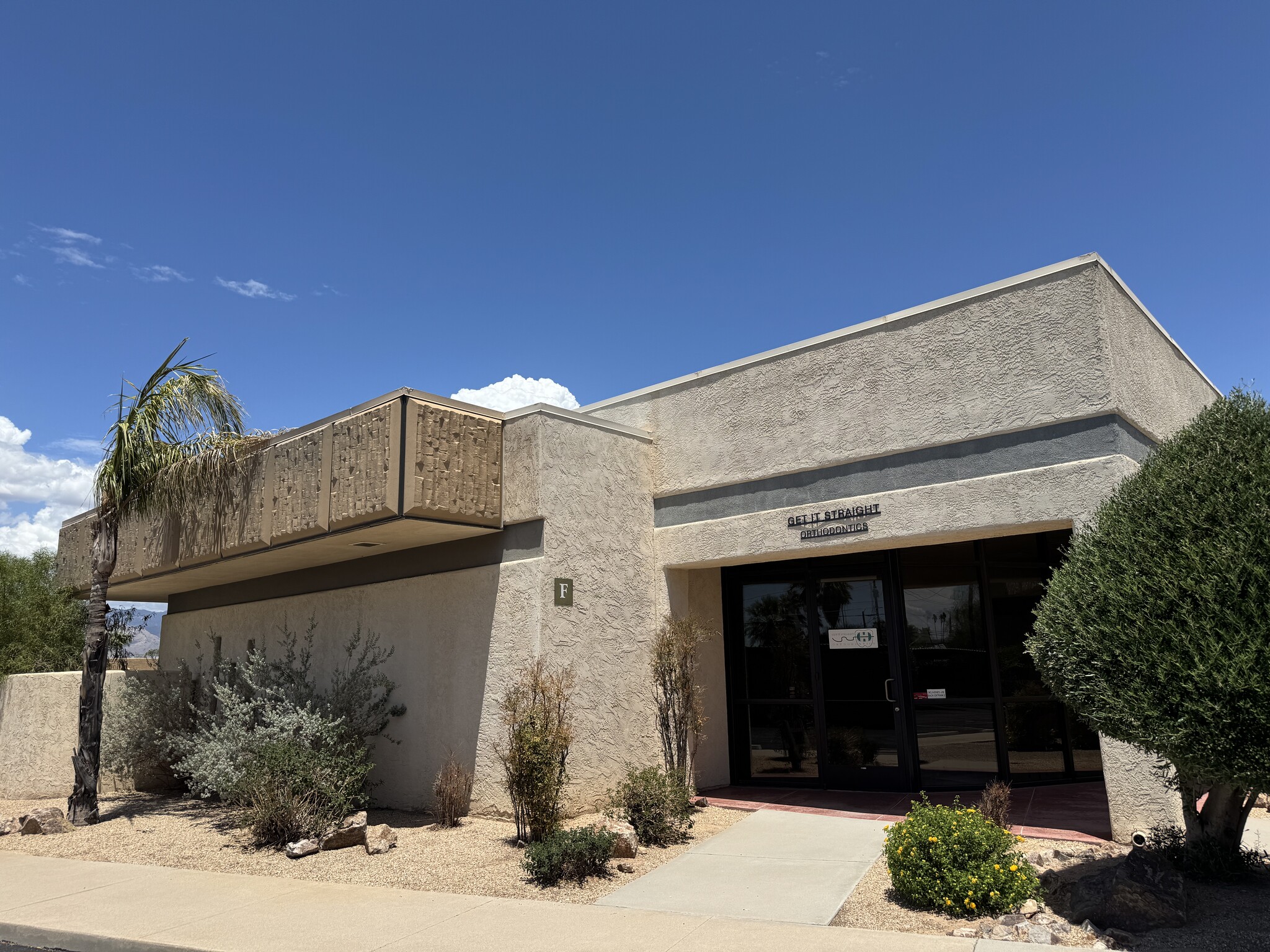 801 N Wilmot Rd, Tucson, AZ for Sale