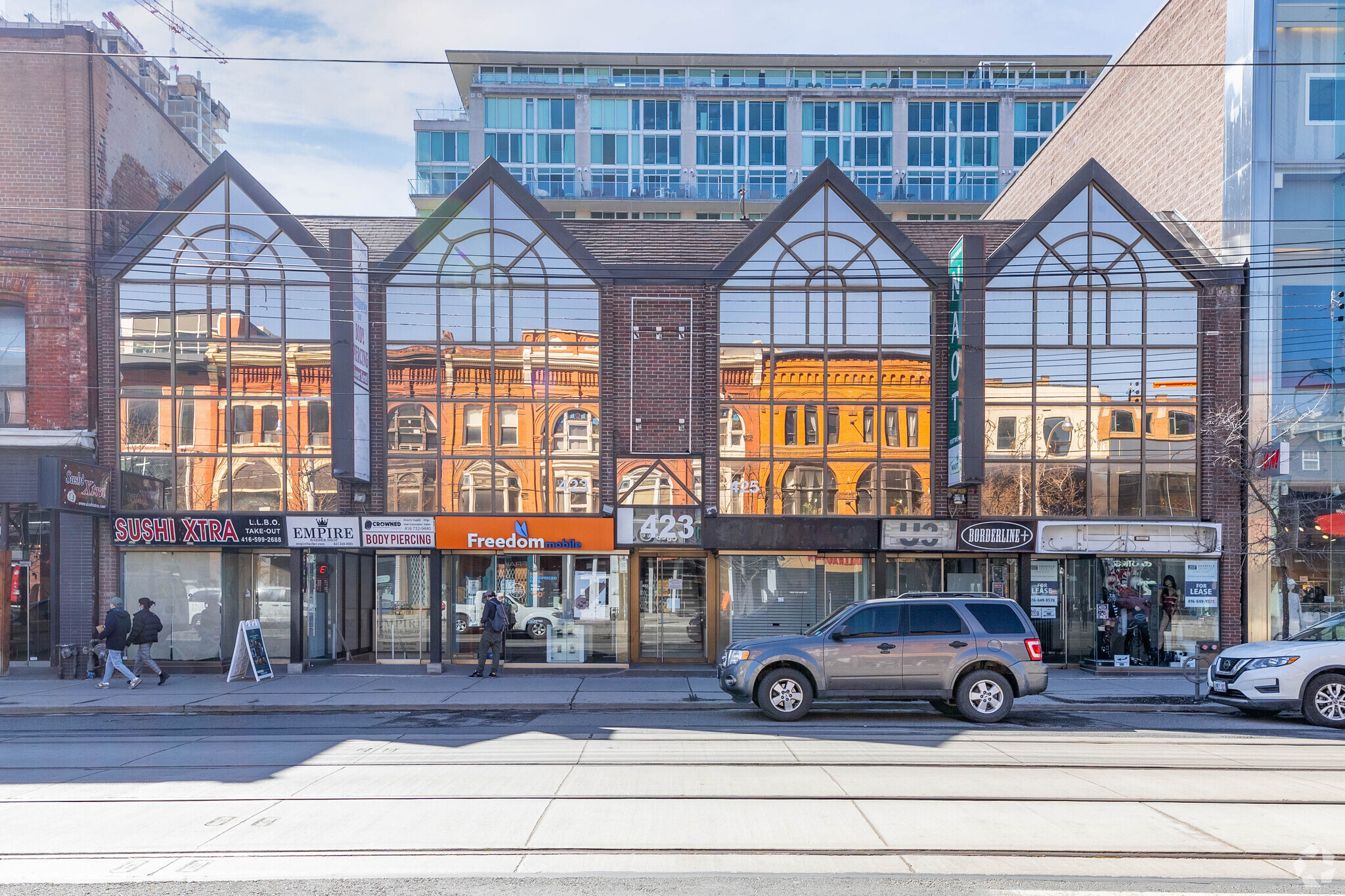 423 Queen St W, Toronto, ON for Rent