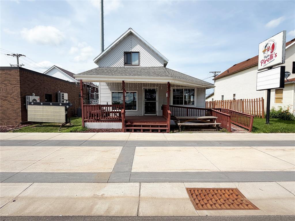 613 E La Salle Ave, Barron, WI for Sale