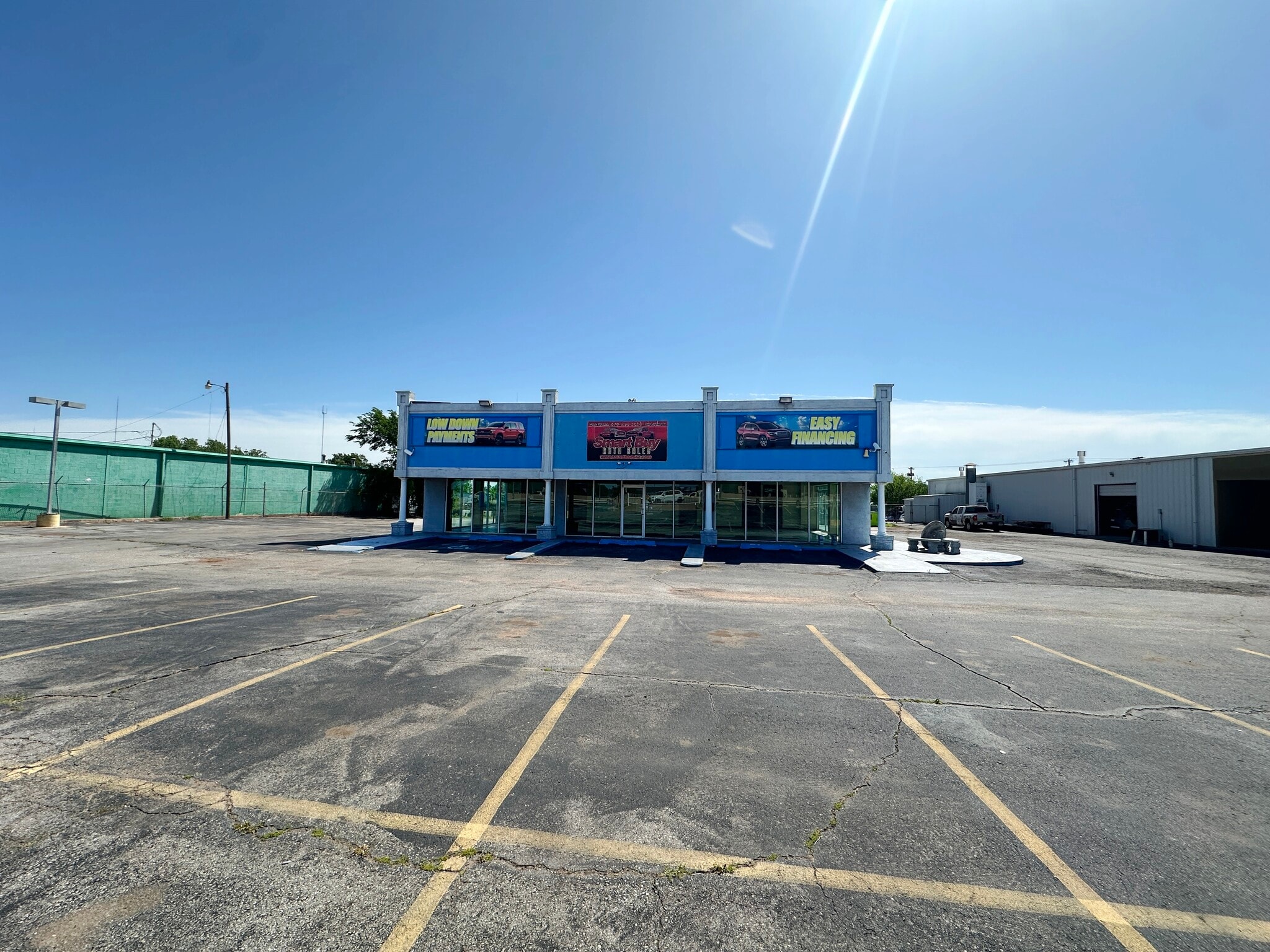 6910 N Broadway Ext, Oklahoma City, OK for Rent
