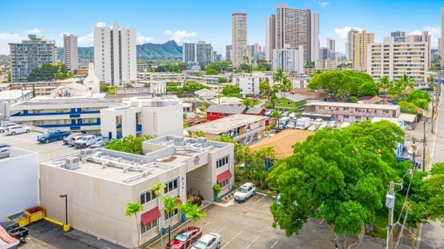 931 Hausten St, Honolulu, HI for Sale