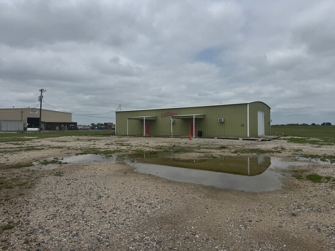 3601 E 4th St, Taylor, TX for Rent